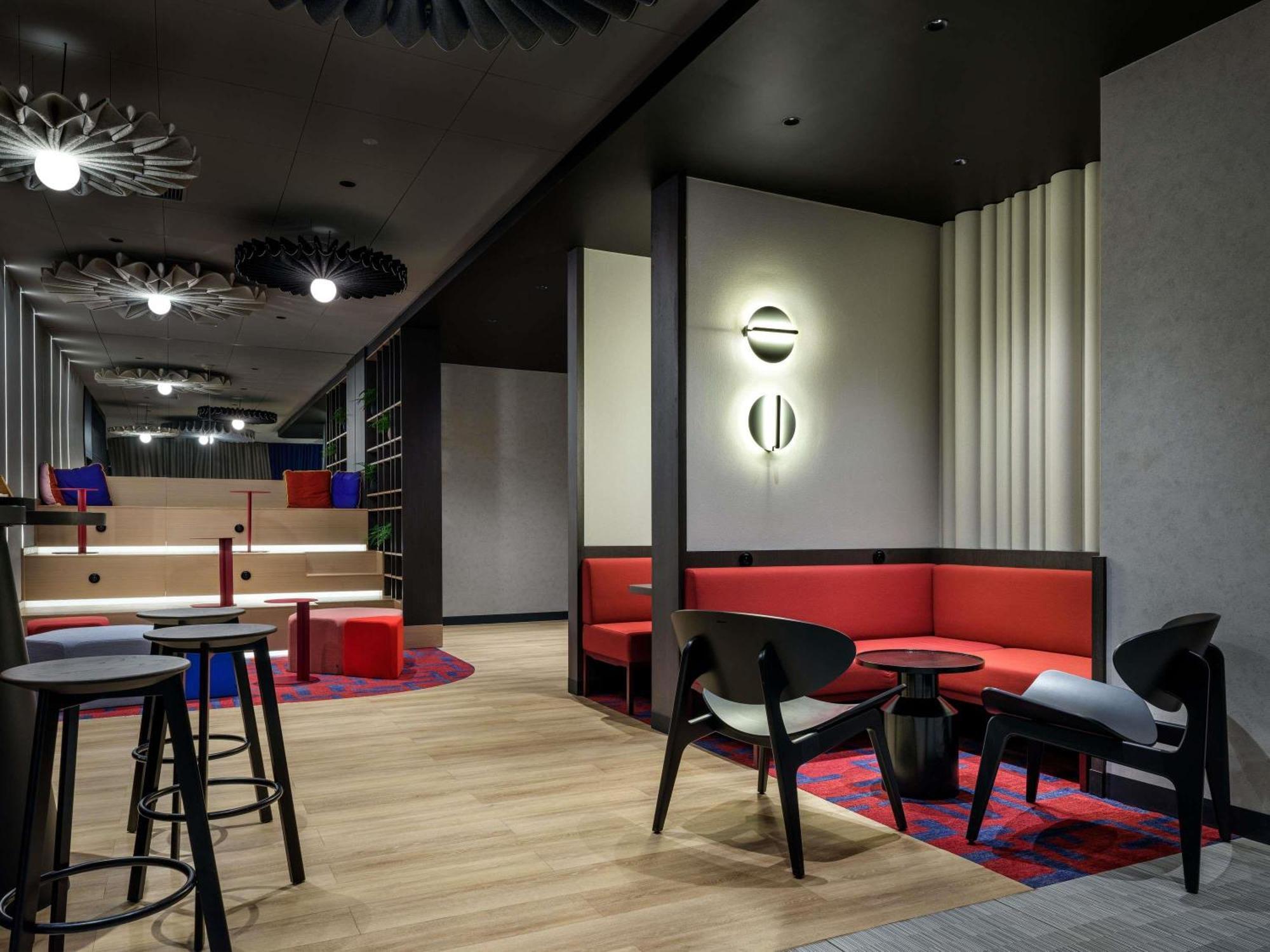 Hotel Ibis Krakow Centrum — Foto’s 1